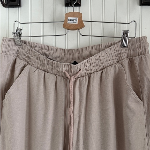 Torrid Pull-On Wide Leg Stretch Linen High-Rise Pant NWT - Picture 4 of 7